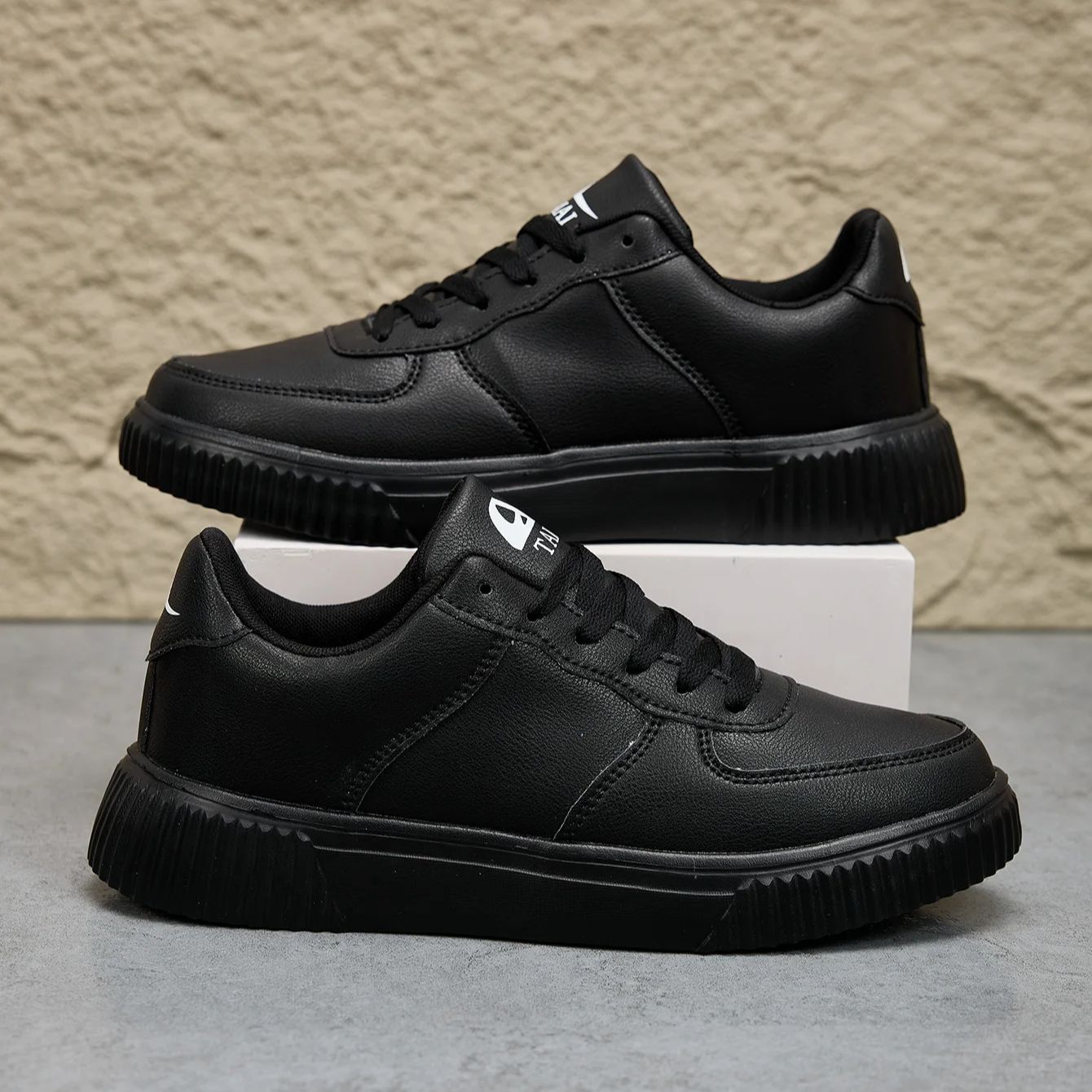 Zapatos de cuero para activida - Men'S Shoes Black And White reseña y precio