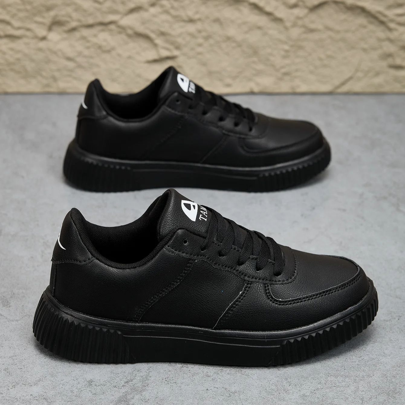 Zapatos de cuero para activida - Men'S Shoes Black And White reseña y precio