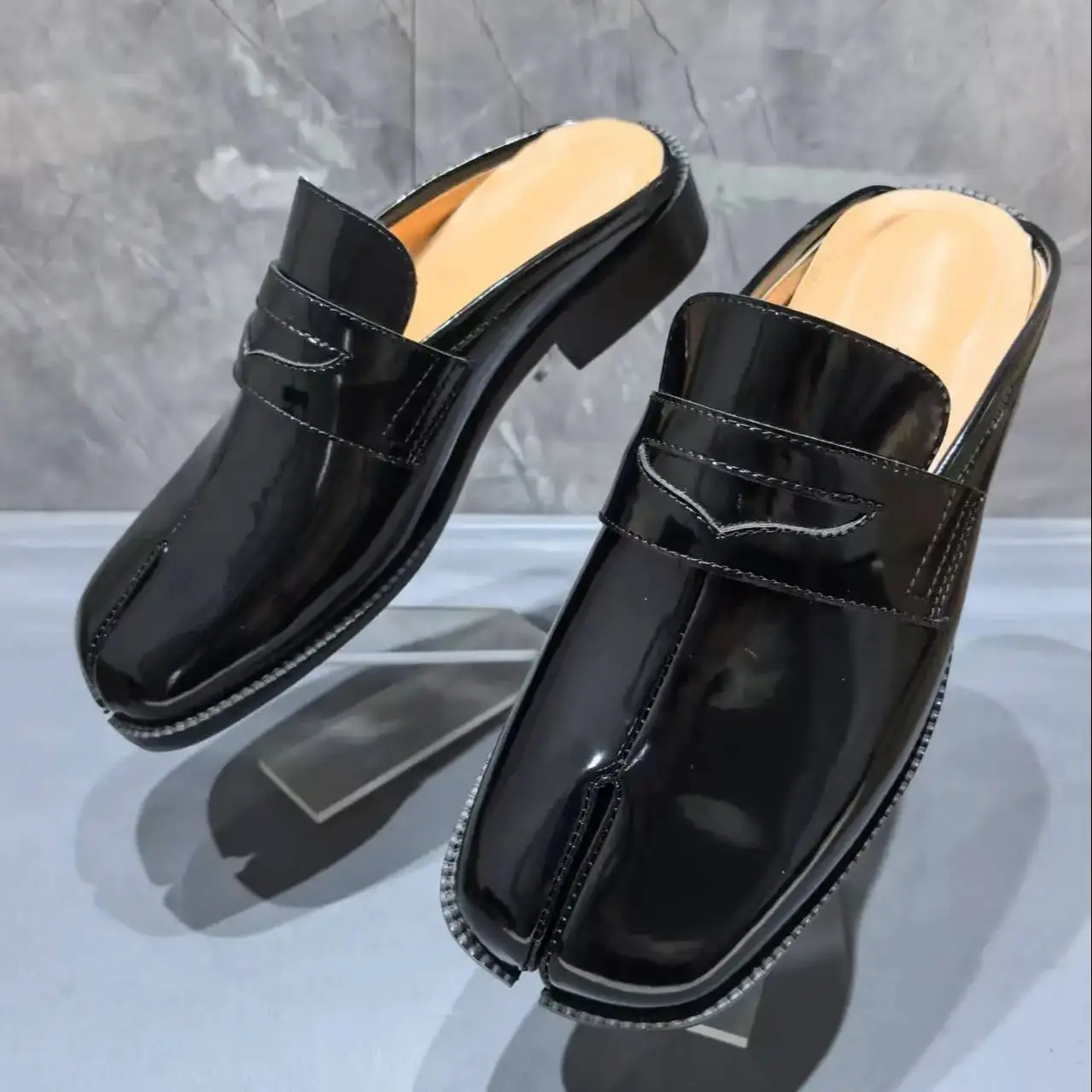 Zapatillas Tabi con punta divi - Men Shoes Black reseña y precio