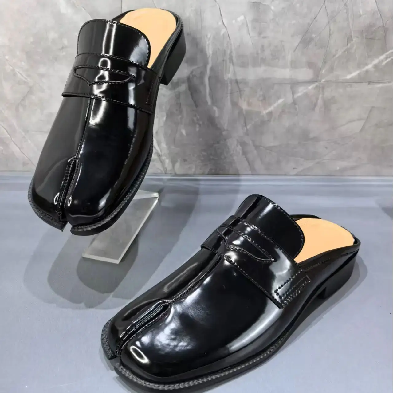 Zapatillas Tabi con punta divi - Men Shoes Black reseña y precio